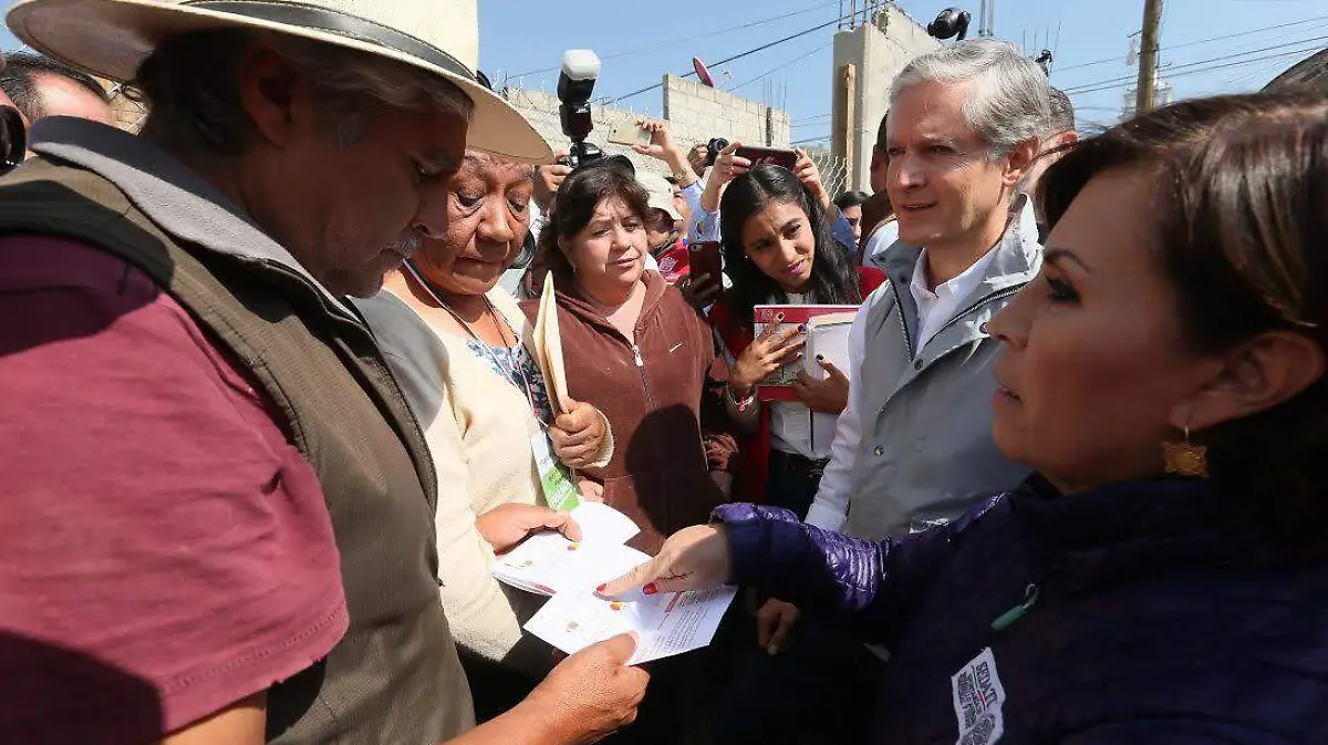 entrega de apoyos sismo